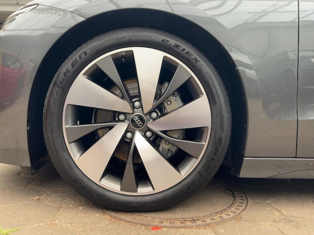 Audi A6 e-tron