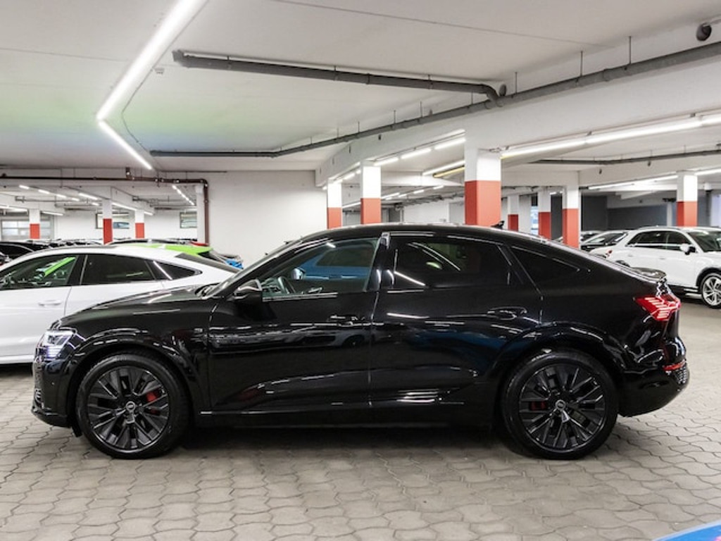 Audi Q8 e-tron