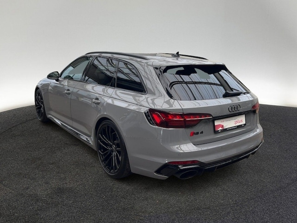 Audi RS4