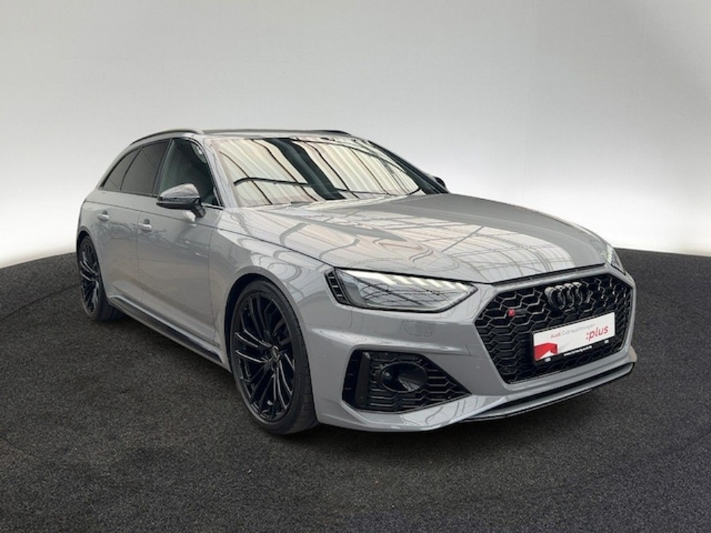 Audi RS4