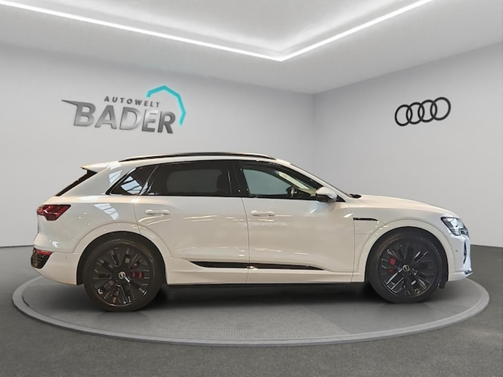 Audi Q8 e-tron