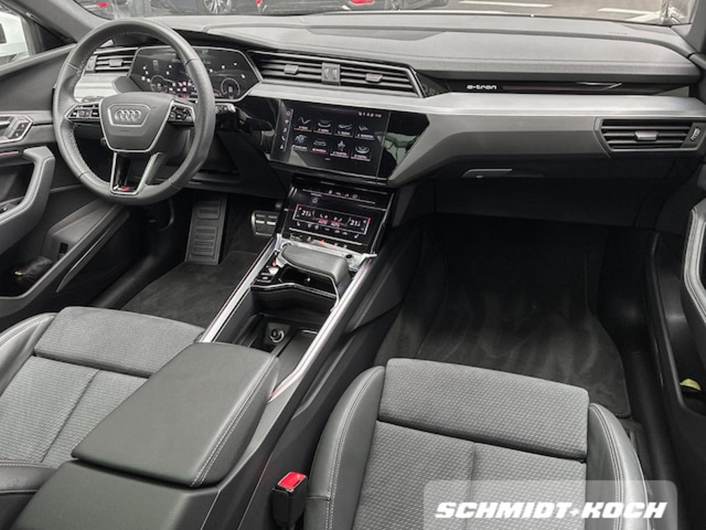 Audi Q8 e-tron