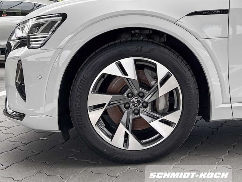 Audi Q8 e-tron