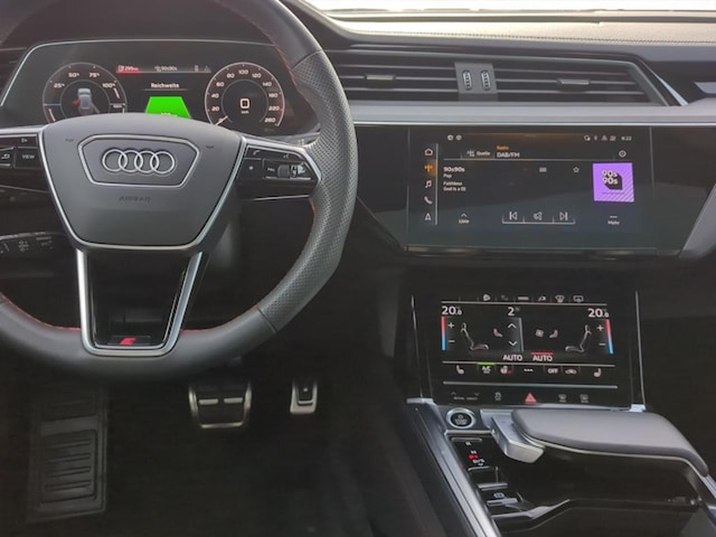 Audi Q8 e-tron