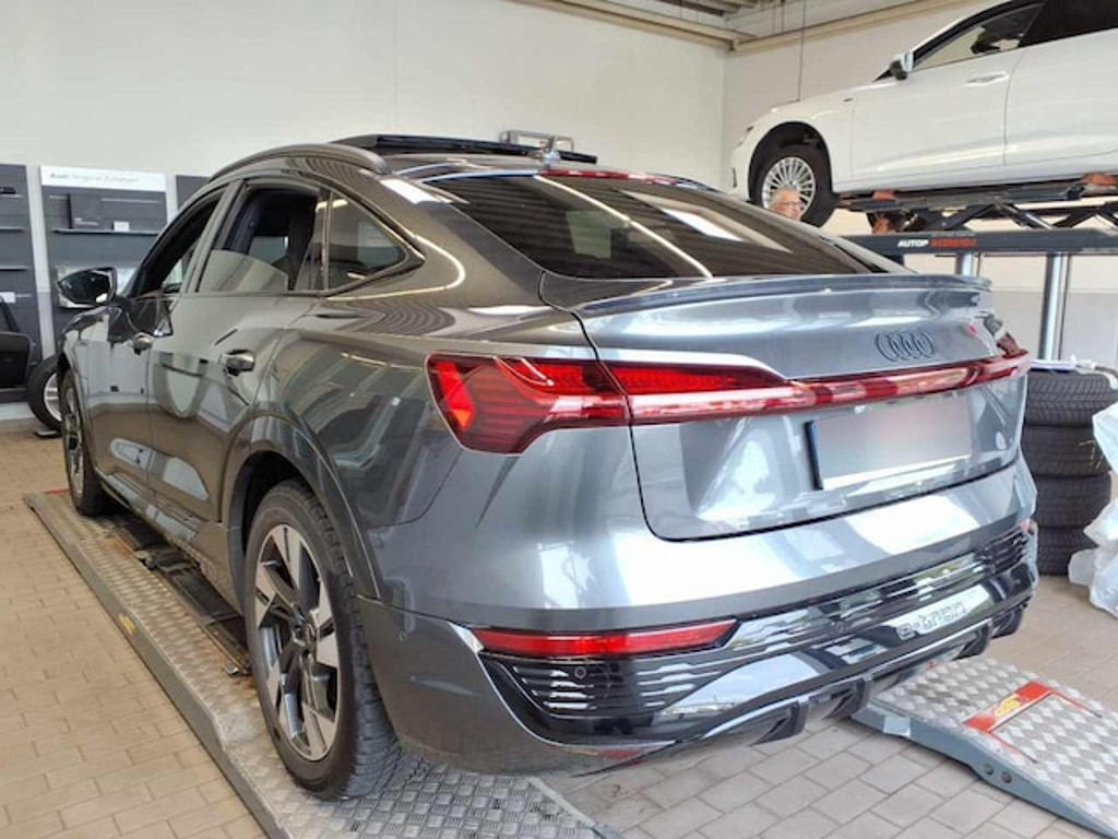 Audi Q8 e-tron