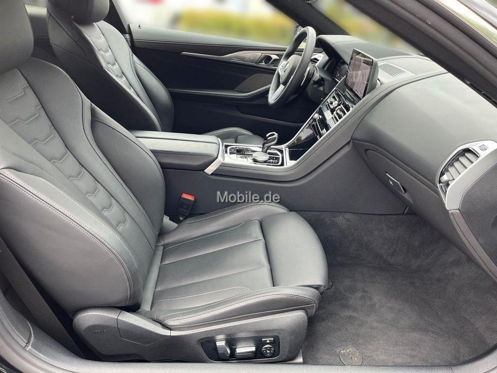 BMW M850