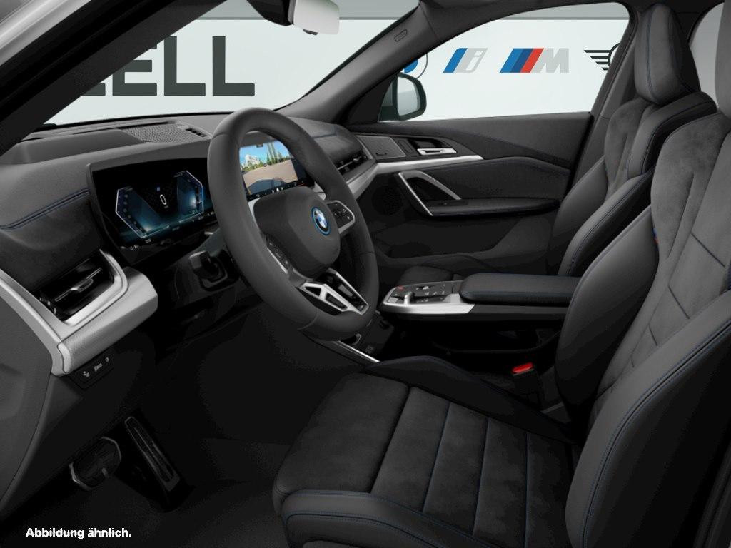 BMW iX2