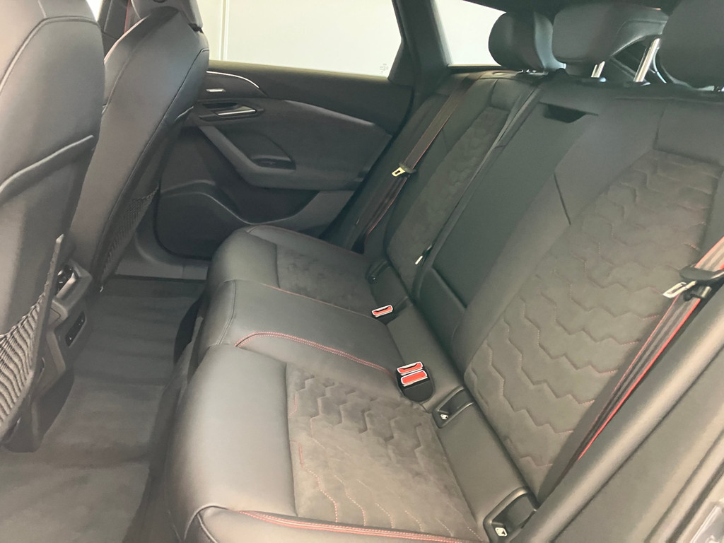 Audi S6 e-tron