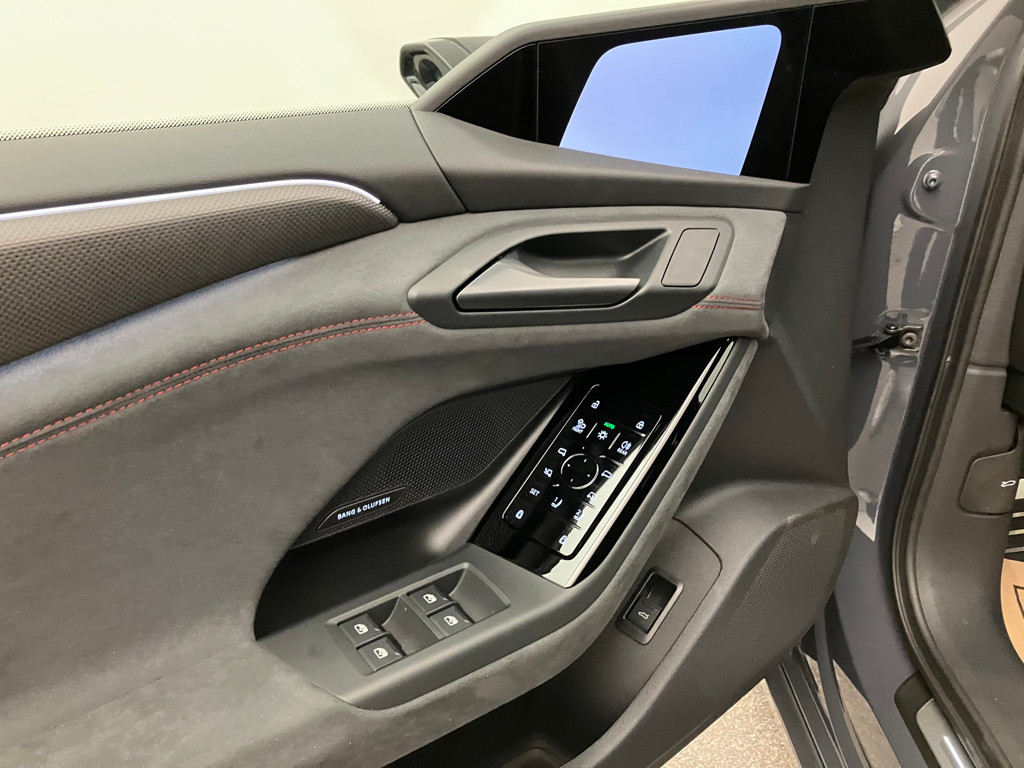 Audi S6 e-tron