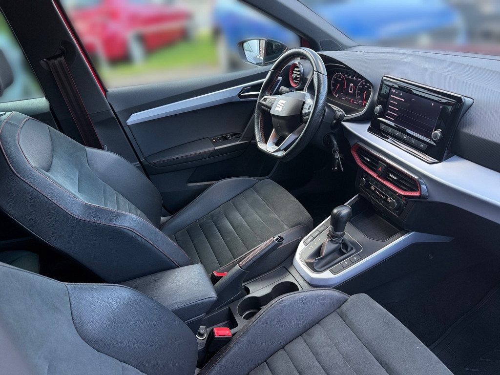 Seat Arona