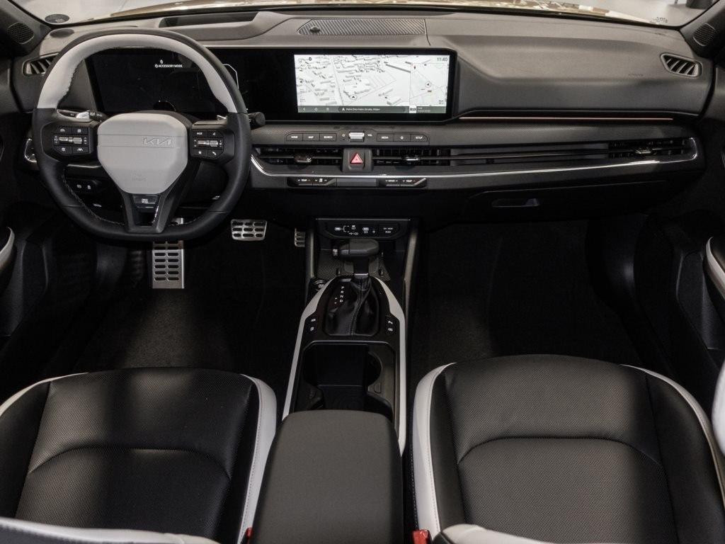 Kia K4