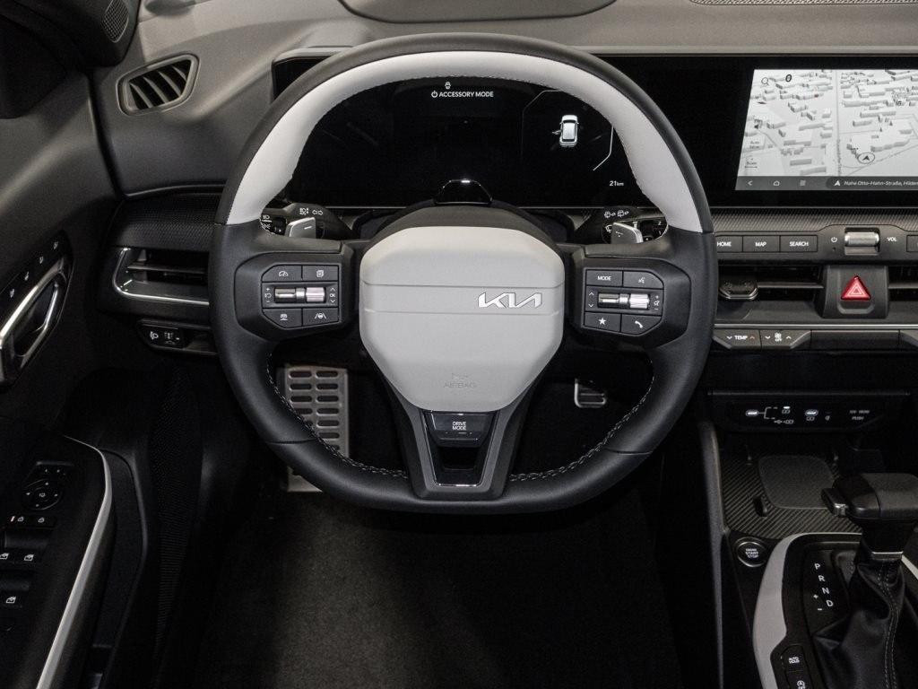 Kia K4