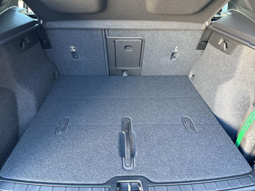 Volvo EX40