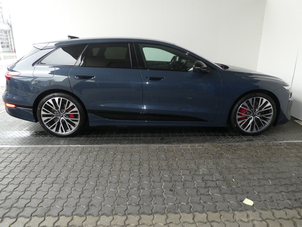 Audi S6 e-tron