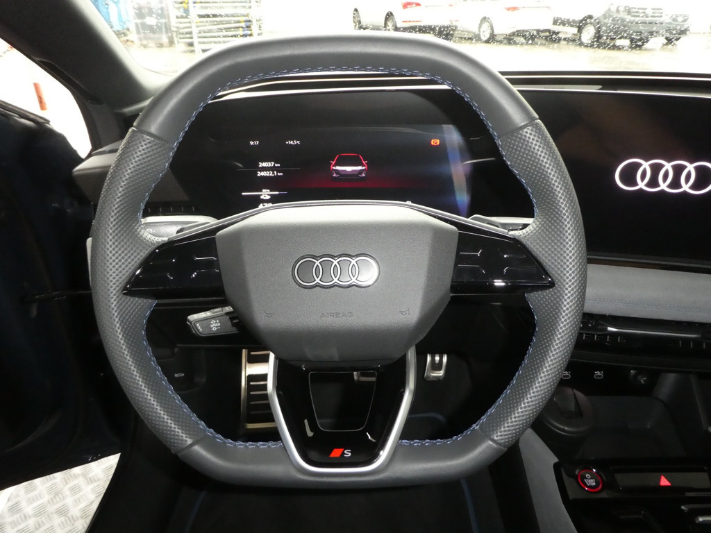 Audi S6 e-tron