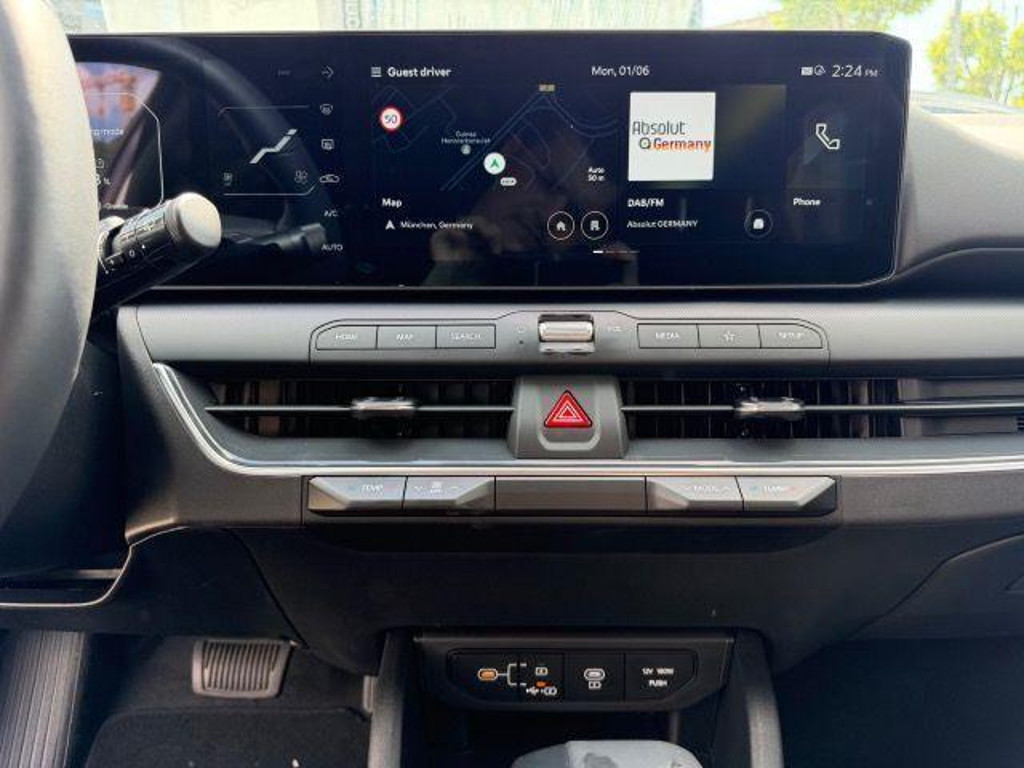 Kia K4
