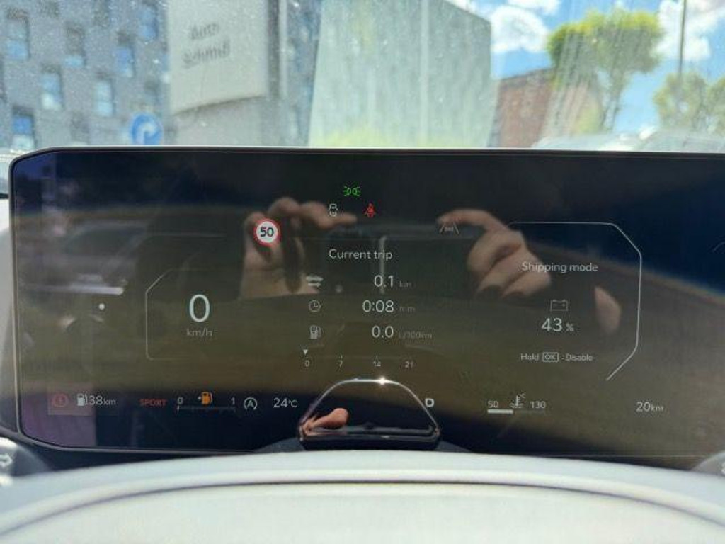 Kia K4