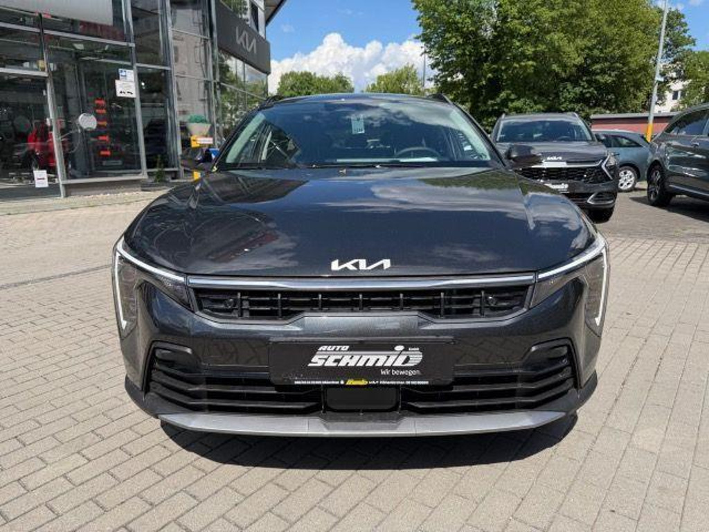 Kia K4