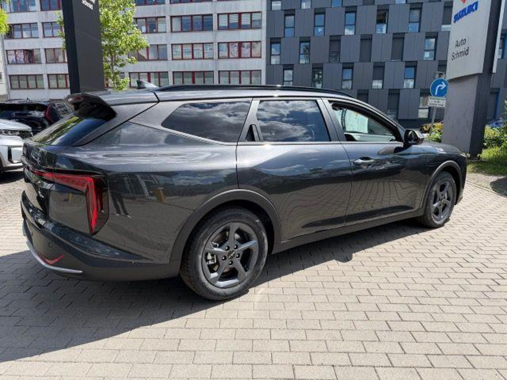 Kia K4