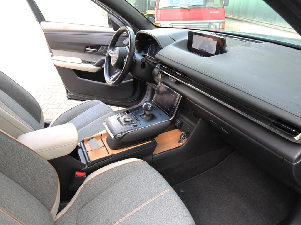 Mazda MX-30