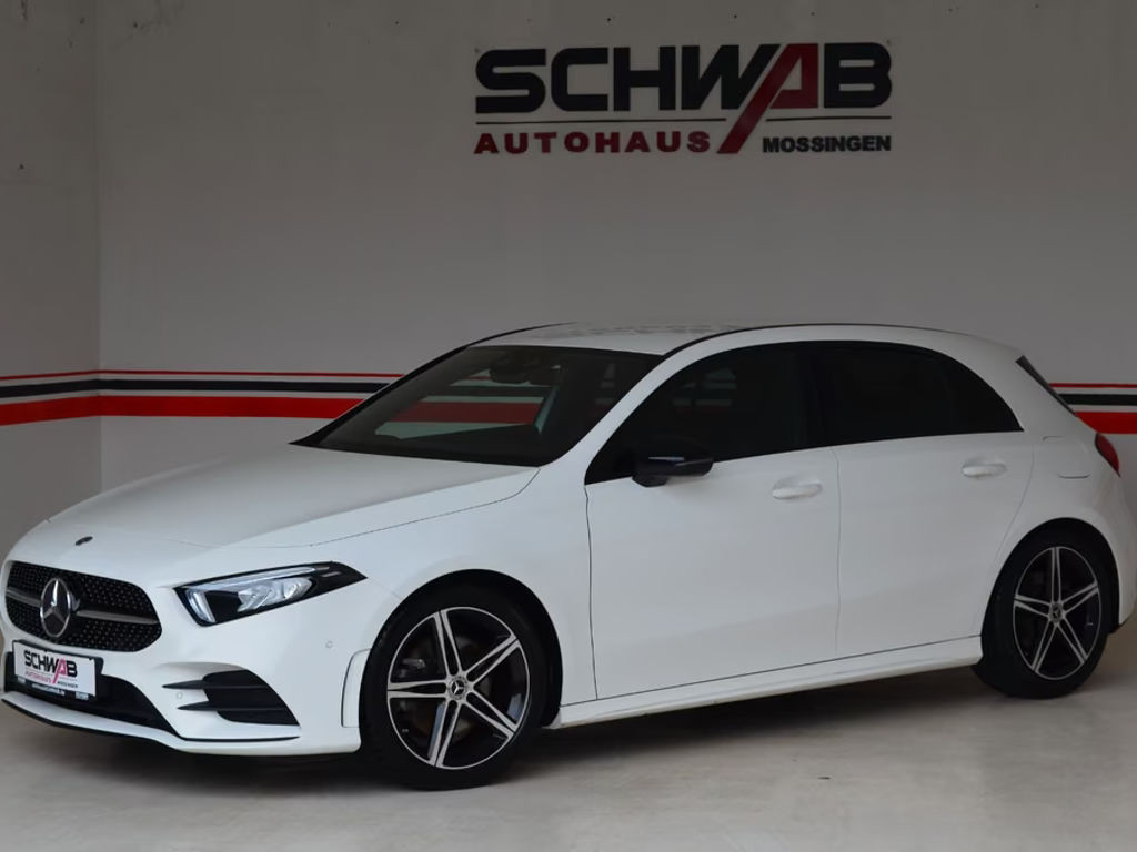 Mercedes-Benz A-Klasse A 220 4MATIC AMG Line