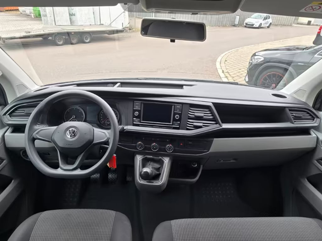 Volkswagen Caravelle