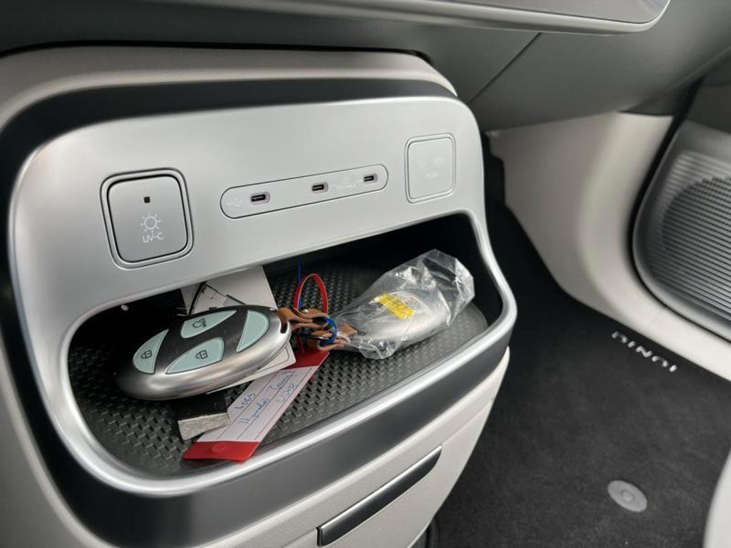 Hyundai IONIQ 9