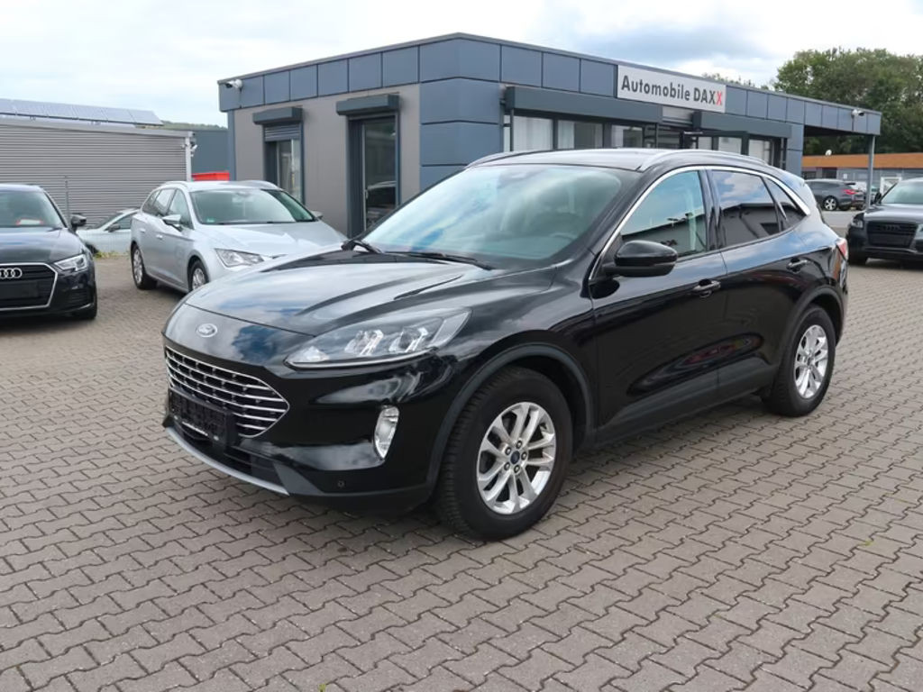 Ford Kuga Titanium Hybrid