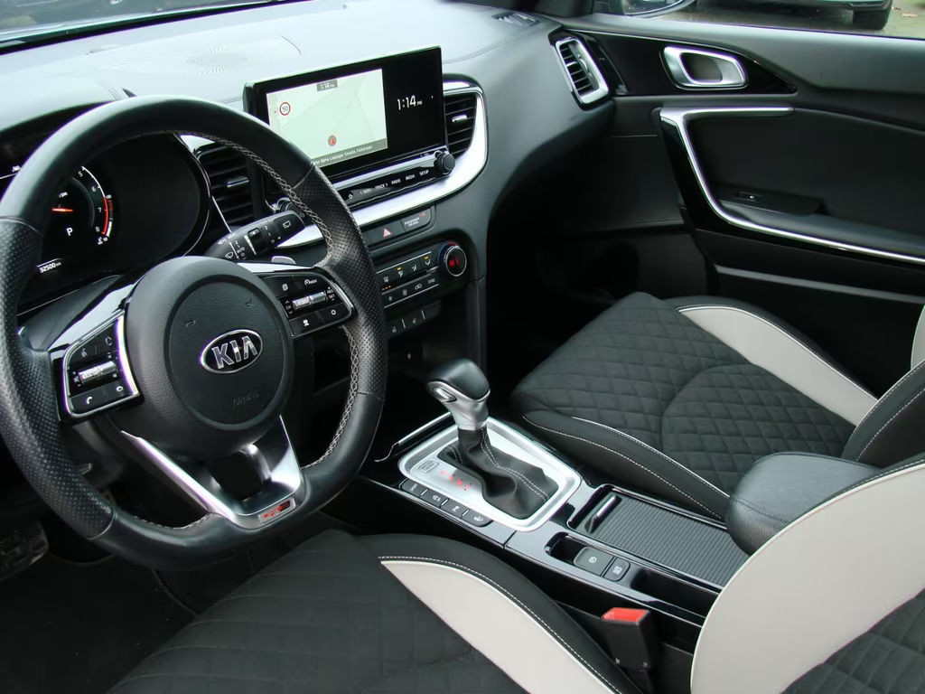 Kia ProCeed