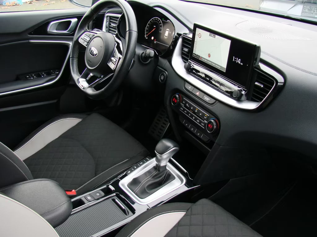Kia ProCeed