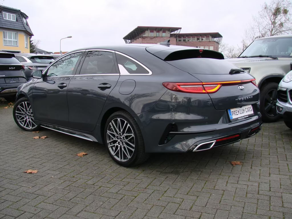 Kia ProCeed