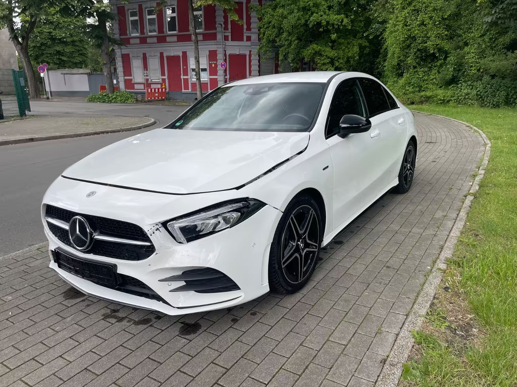 Mercedes-Benz A-Klasse A 180 A Limousine A 180 Edition 2020