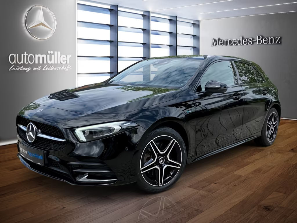 Mercedes-Benz A-Klasse A 250 AMG Line A 250 e