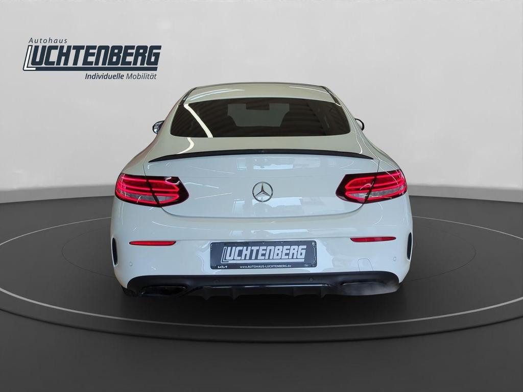 Mercedes-Benz C-Klasse C 300 AMG Line Coupé