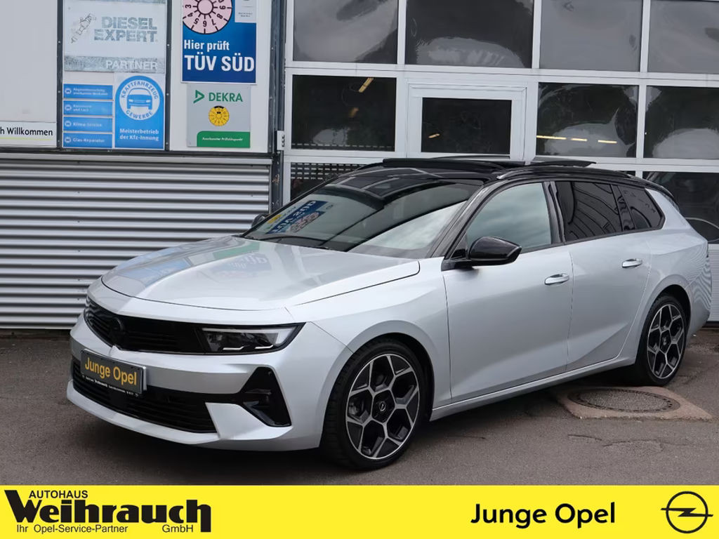 Opel Astra Sports Tourer Ultimate 1.2 Turbo Turbo