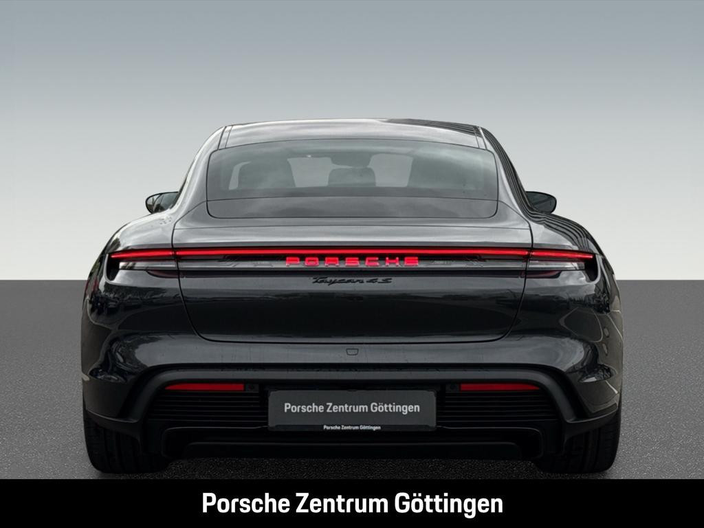 Porsche Taycan 4S Black Edition