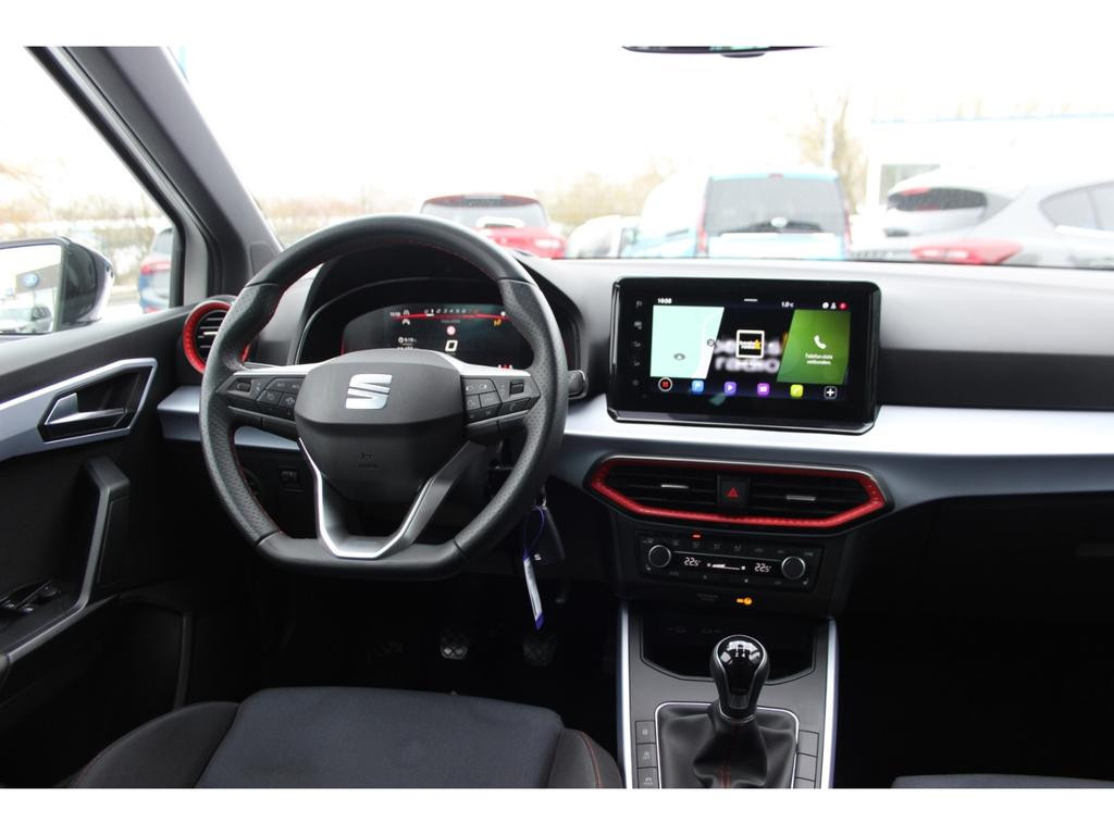 Seat Arona