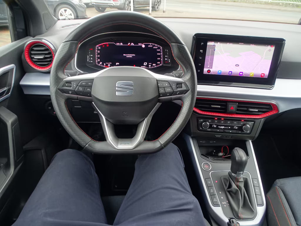 Seat Arona