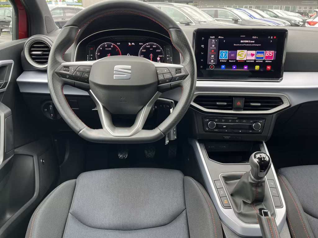 Seat Arona