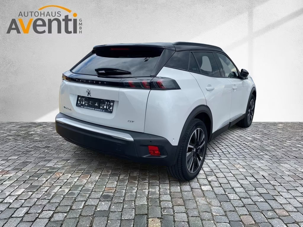 Peugeot e-2008