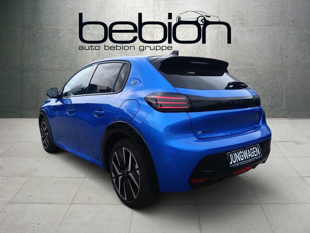 Peugeot e-208