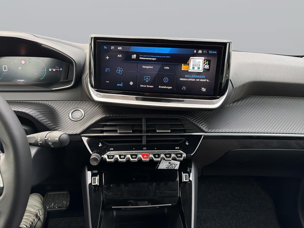 Peugeot e-208