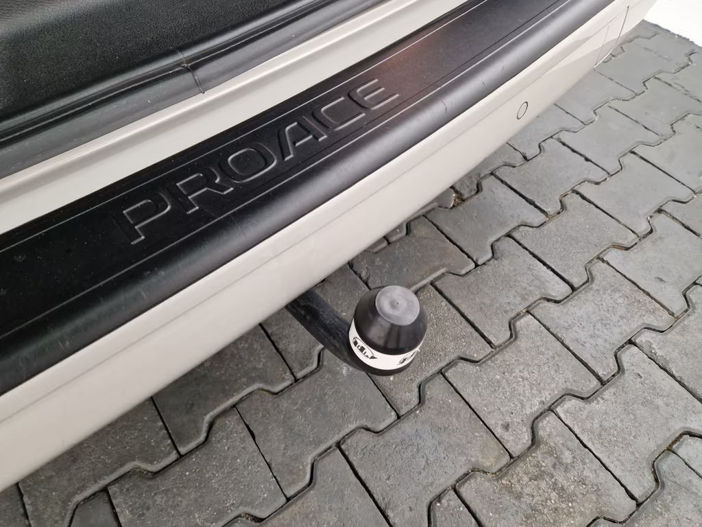 Toyota Proace (Verso)