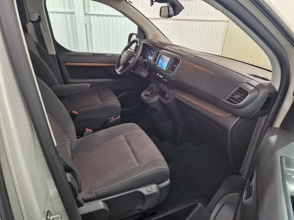 Toyota Proace (Verso)