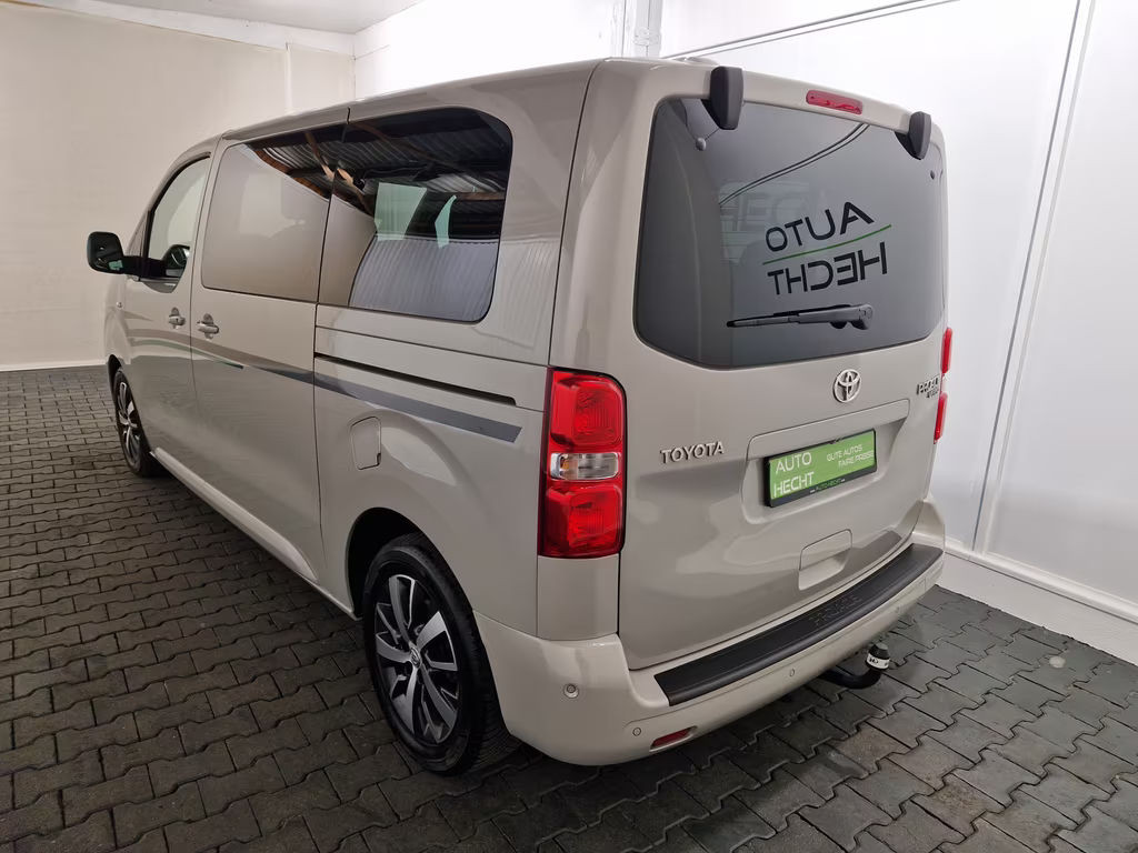 Toyota Proace (Verso)