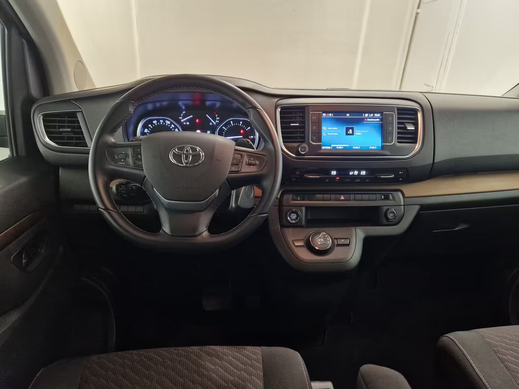 Toyota Proace (Verso)