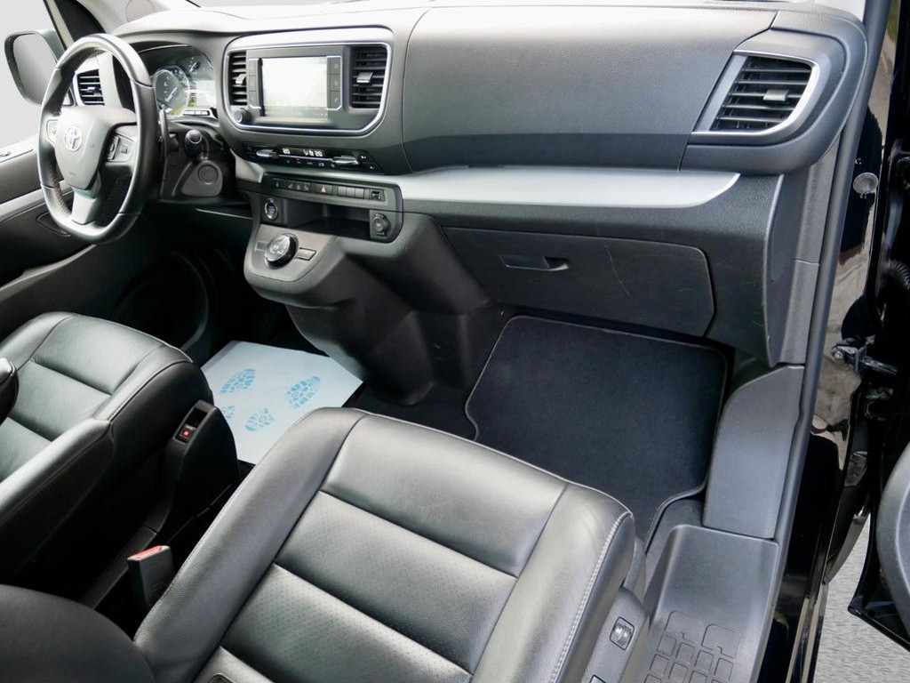 Toyota Proace (Verso)