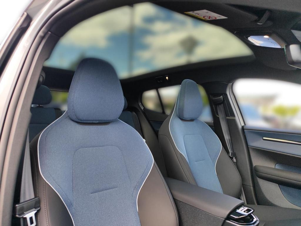 Volvo EX30