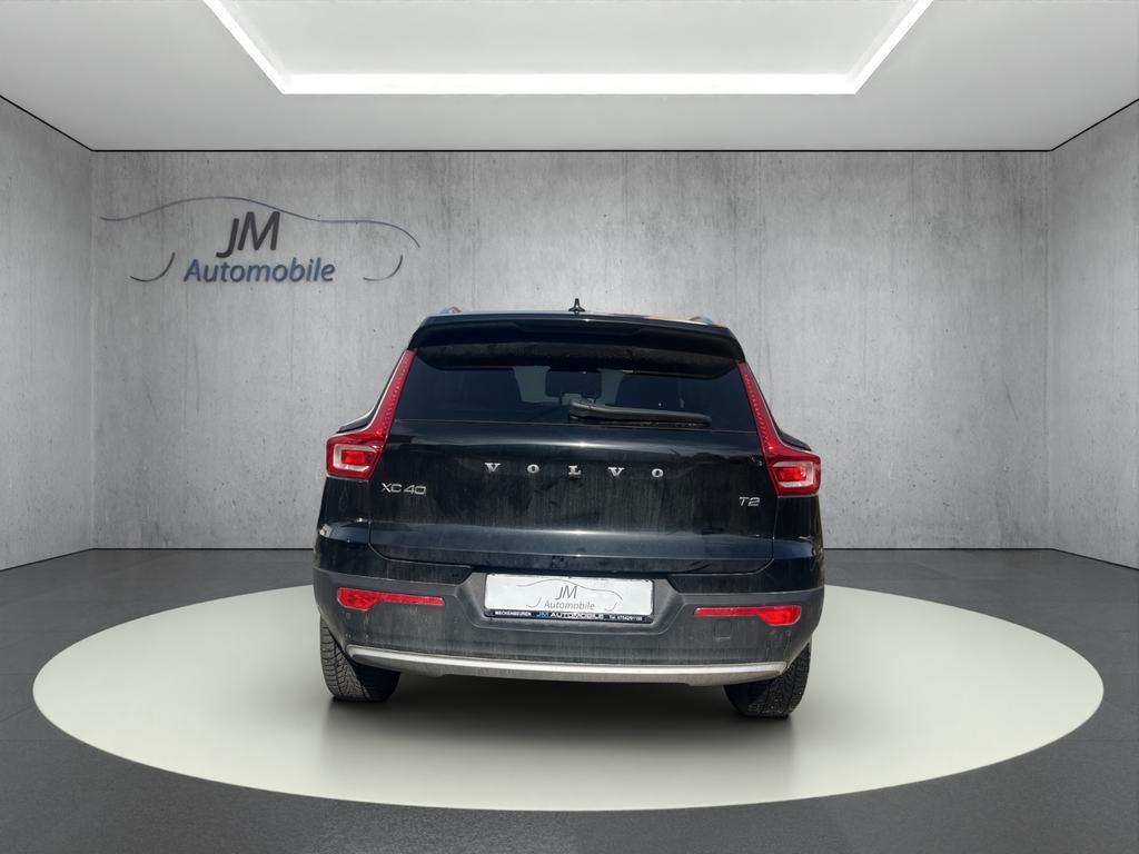 Volvo XC40 Momentum