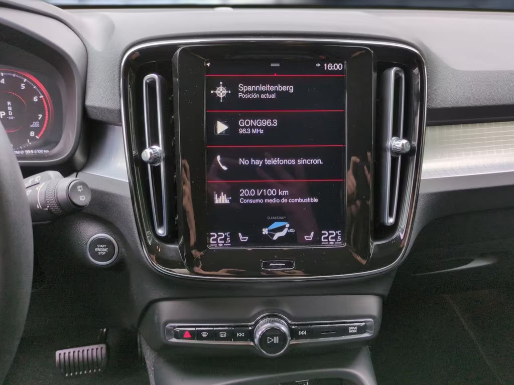Volvo XC40